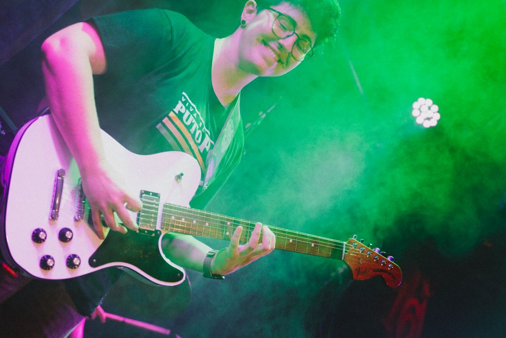 LUCÍA ZAMBUDIO - 16 TONELADAS-44